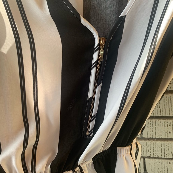 Dynamite casual dress - Picture 3 of 6